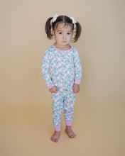 Load image into Gallery viewer, Bamboo Two Piece Set | Shamrock &amp; Bows (LPK)
