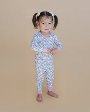 Load image into Gallery viewer, Bamboo Two Piece Set | Shamrock &amp; Bows (LPK)
