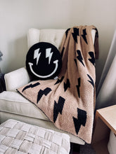 Load image into Gallery viewer, Black + Camel Bolt Cozy Blanket (KIU)

