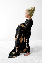 Load image into Gallery viewer, Black + Camel Bolt Cozy Blanket (KIU)
