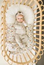 Load image into Gallery viewer, Oatmeal Bamboo Zipper (Mebie Baby)
