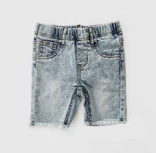 Load image into Gallery viewer, Light wash denim shorts
