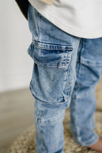 Load image into Gallery viewer, Kaden Jeans (O &amp; S)
