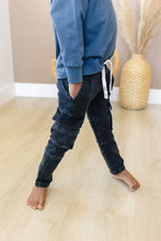 Load image into Gallery viewer, Kaden Jeans (O &amp; S)
