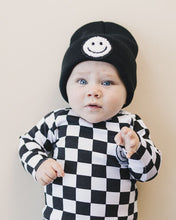 Load image into Gallery viewer, Smiley Beanie | Black (LPK)
